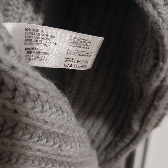American Apparel Oversized Turtleneck Knit - Picture 5 of 8